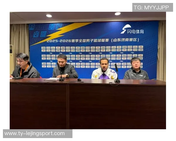 山东蜜獾篮球俱乐部主教练王汝恒携朱荣振等前CBA球员共创辉煌