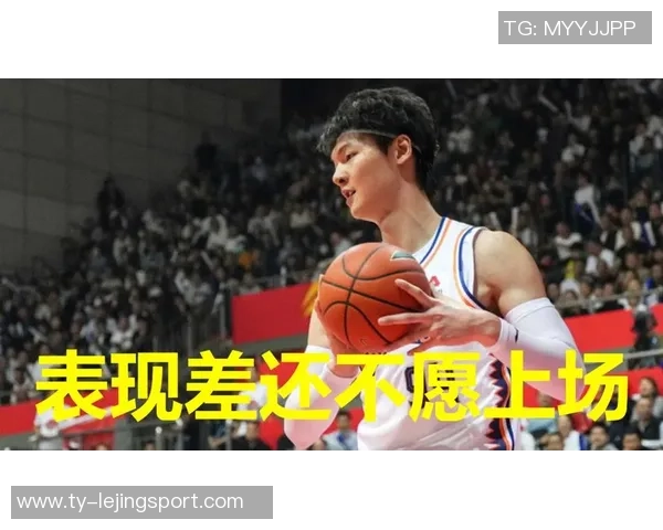 王哲林高效表现令人期待青岛虽遭遇开局困境但仍不放弃拼搏精神