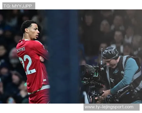 西蒙斯转会费6500万欧在热刺赛季零进球仍在努力适应新环境 西蒙斯转会费6500万欧在热刺赛季零进球仍在努力适应新环境