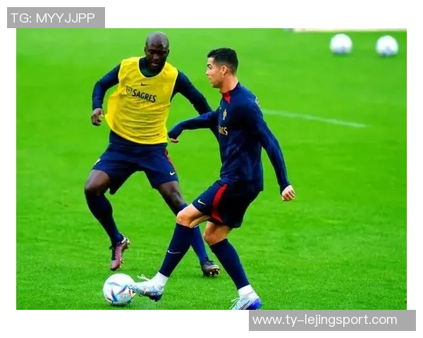 葡萄牙队史仅两次单场进9球C罗缺席两场比赛引关注 葡萄牙队史仅两次单场进9球C罗缺席两场比赛引关注