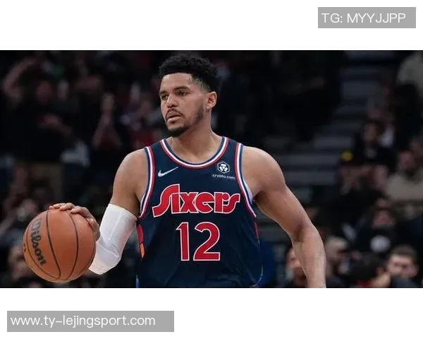 费尔斯表现抢眼12投8中砍下21分6篮板4抢断三分球命中率高达75