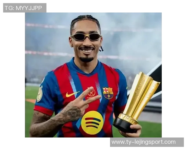 拉菲尼亚坦言曾考虑离开巴萨沙特报价令我心动不已